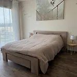 别墅 Maison Piscine Vue Cite