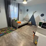 Maison Piscine Vue Cite 别墅